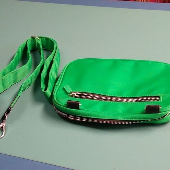 HKWP Travel Nylon Crossbody Adjustable Strap Front Pocket Woven   3 Zippers - Picture 5 of 11